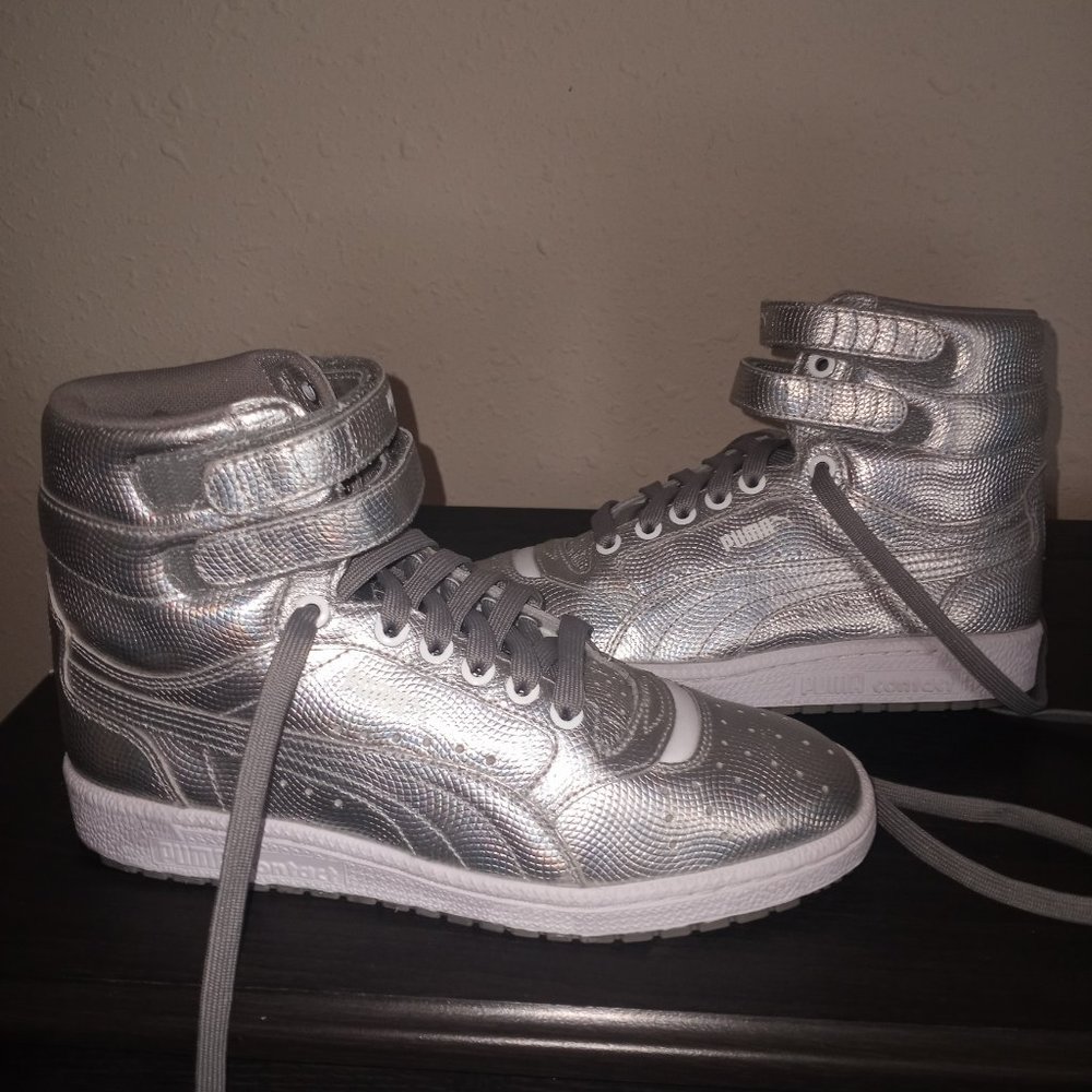 Puma Boys SKY ll High Holographic Junior Casual Shoes